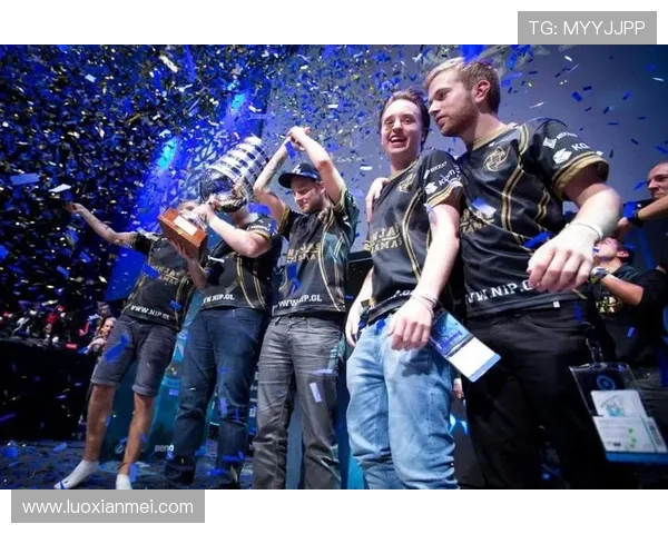 CSGO逆袭传奇JDG战队从低谷到巅峰的奋斗历程与荣耀时刻 CSGO逆袭传奇JDG战队从低谷到巅峰的奋斗历程与荣耀时刻