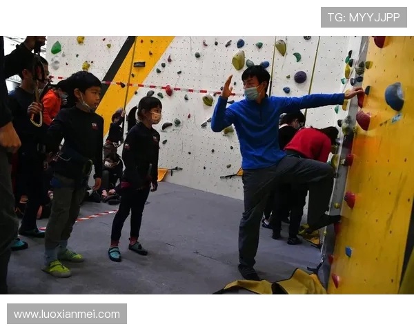 上海攀岩队战术之争引发热议攀岩爱好者的不同声音与观点