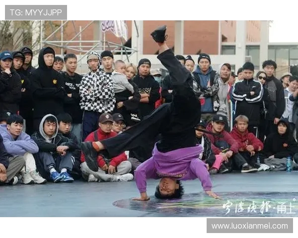 北京攀岩队在世界街舞大赛中的精彩表现与实力分析 北京攀岩队在世界街舞大赛中的精彩表现与实力分析