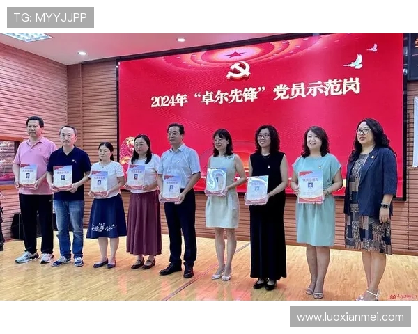 吴秀英的足球人生：从草根到巅峰的深度对话与心路历程