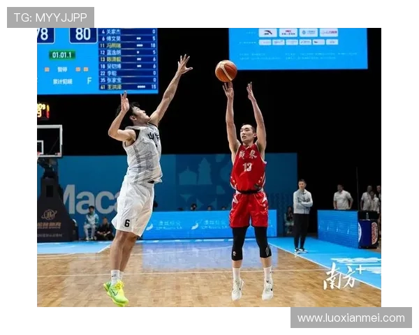杭州篮球队在世锦赛中的比赛经验与表现分析与点评