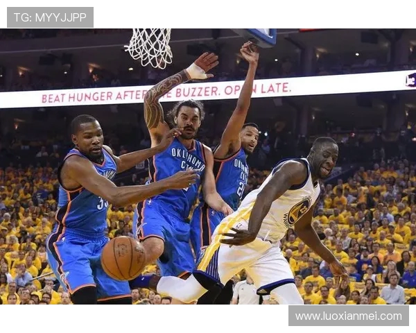 2012年NBA季后赛雷霆对小牛的激烈对决回顾与分析